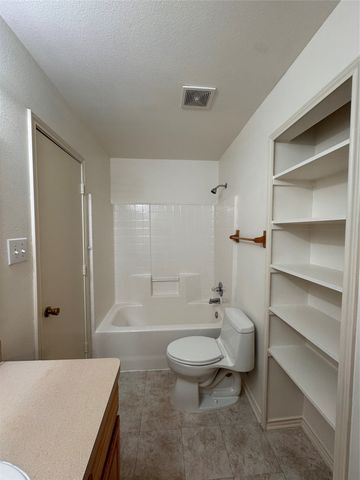 414 N Jackson Avenue A, Wylie, TX 75098