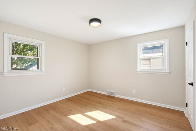 2918 Park Drive, Parma, OH 44134