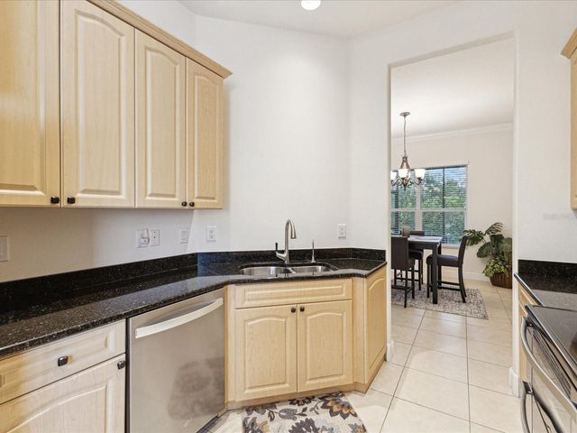 10187 HOLLY BERRY DRIVE, Weeki Wachee, FL 34613