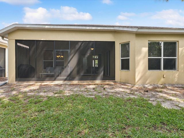 10187 HOLLY BERRY DRIVE, Weeki Wachee, FL 34613