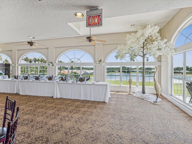 10187 HOLLY BERRY DRIVE, Weeki Wachee, FL 34613
