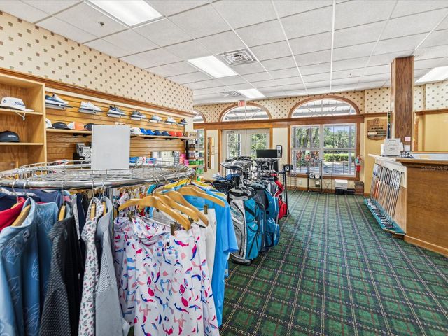 10187 HOLLY BERRY DRIVE, Weeki Wachee, FL 34613