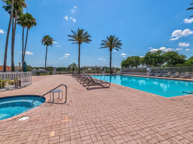 10187 HOLLY BERRY DRIVE, Weeki Wachee, FL 34613