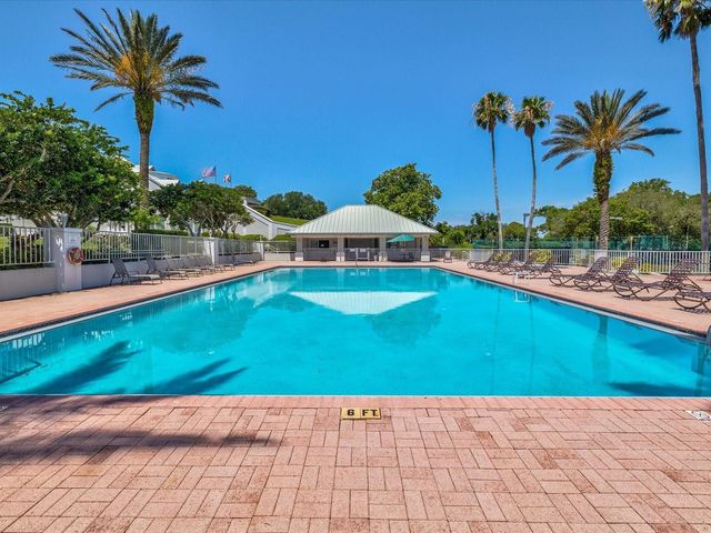 10187 HOLLY BERRY DRIVE, Weeki Wachee, FL 34613
