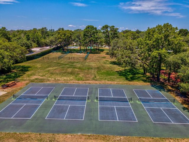 10187 HOLLY BERRY DRIVE, Weeki Wachee, FL 34613