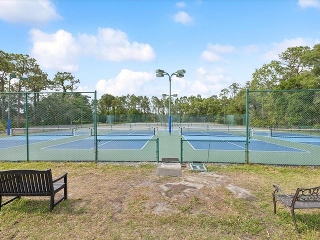 10187 HOLLY BERRY DRIVE, Weeki Wachee, FL 34613