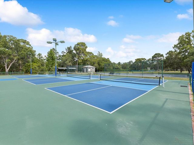 10187 HOLLY BERRY DRIVE, Weeki Wachee, FL 34613