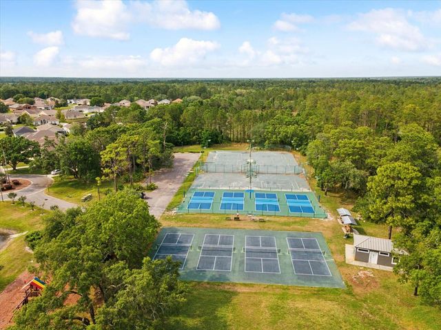10187 HOLLY BERRY DRIVE, Weeki Wachee, FL 34613