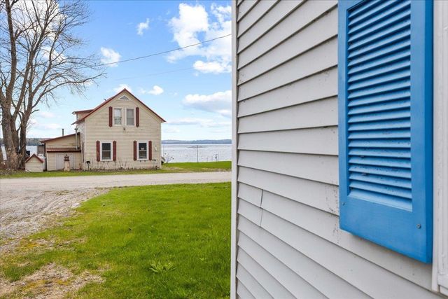 55 Dewing Road, Franklin, VT 05457