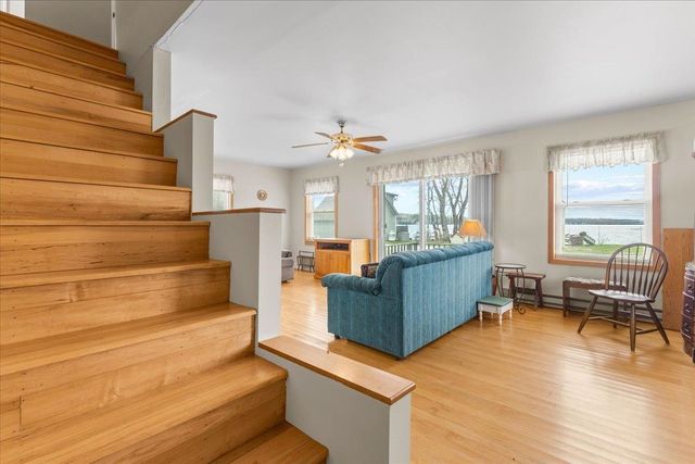 55 Dewing Road, Franklin, VT 05457