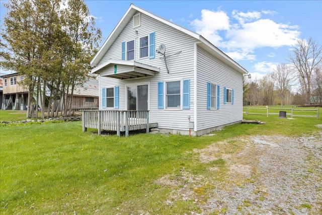 55 Dewing Road, Franklin, VT 05457