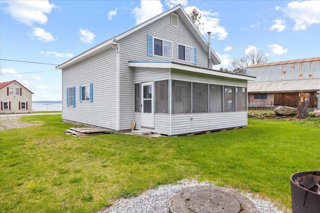 55 Dewing Road, Franklin, VT 05457