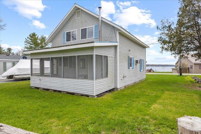 55 Dewing Road, Franklin, VT 05457