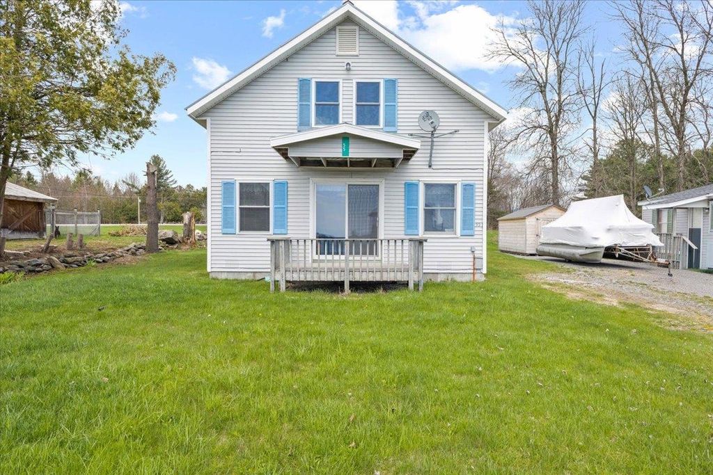 55 Dewing Road, Franklin, VT 05457