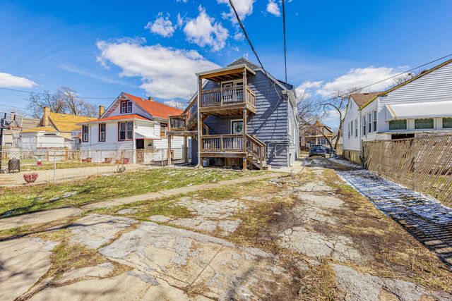 10044 S La Salle Street, Chicago, IL 60628