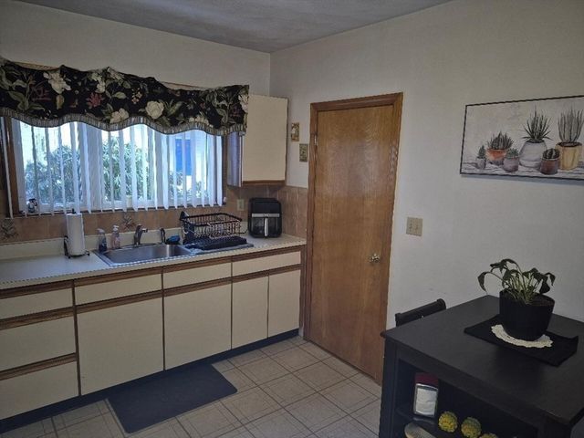 65 Chipman St 1, Medford, MA 02155