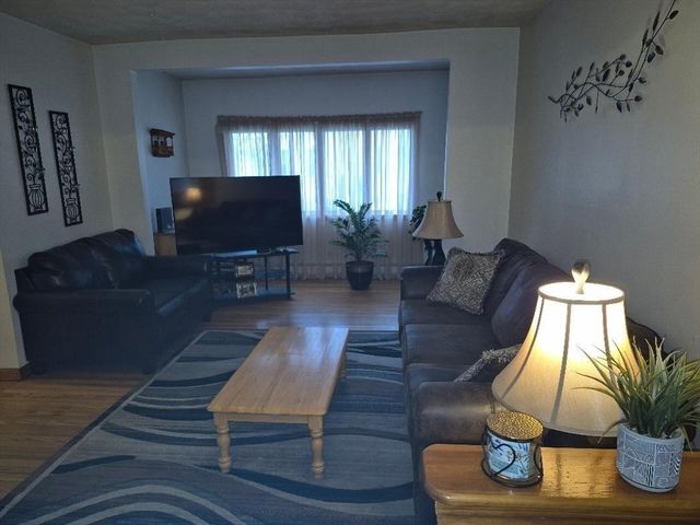 65 Chipman St 1, Medford, MA 02155