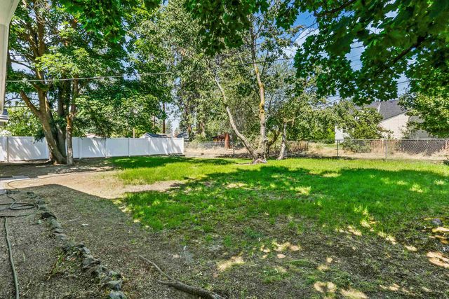 2618 W Providence Ave, Spokane, WA 99205