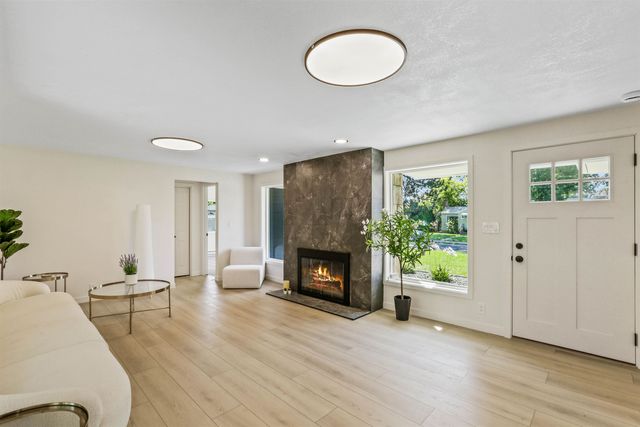 2618 W Providence Ave, Spokane, WA 99205