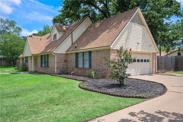 2505 Willow Bend Drive, Bryan, TX 77802