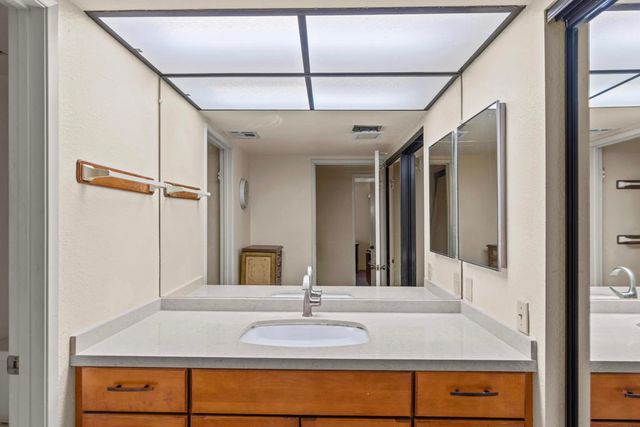 1865 N ViA Miraleste 1814, Palm Springs, CA 92262