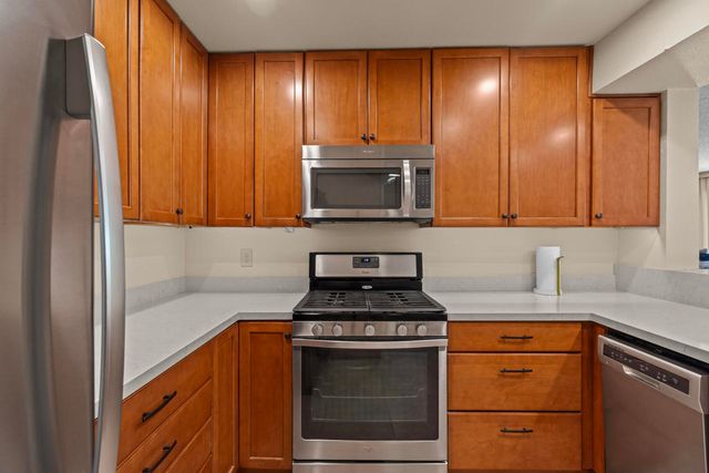 1865 N ViA Miraleste 1814, Palm Springs, CA 92262