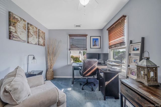 29 North Plaza, Amity Harbor, NY 11701