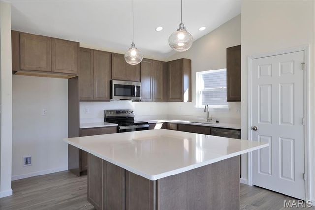 416 Silver Fox Court, Eureka, MO 63025