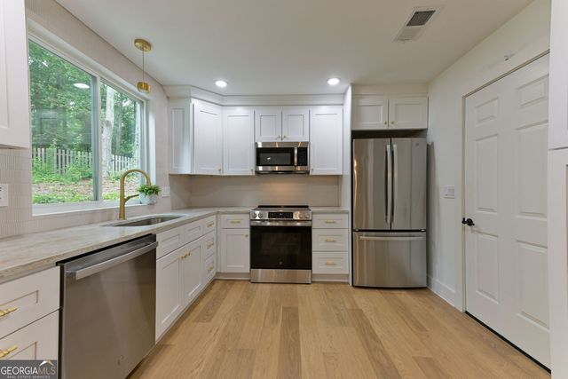 3469 Winter Hill Drive, Marietta, GA 30062