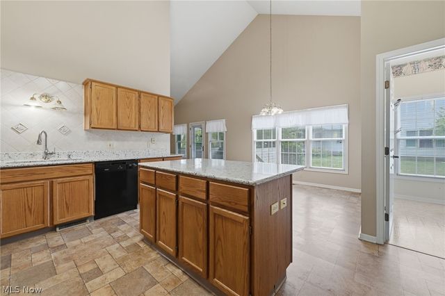 853 Beverly Avenue, Canal Fulton, OH 44614