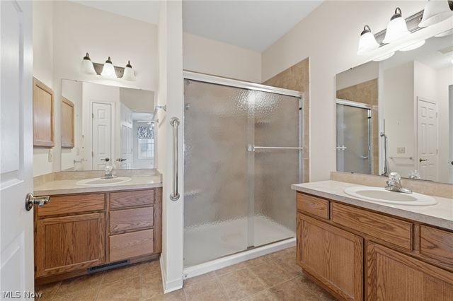 853 Beverly Avenue, Canal Fulton, OH 44614