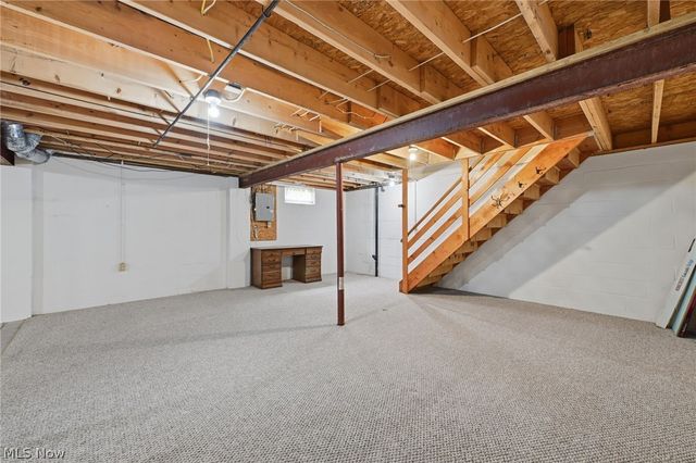 853 Beverly Avenue, Canal Fulton, OH 44614