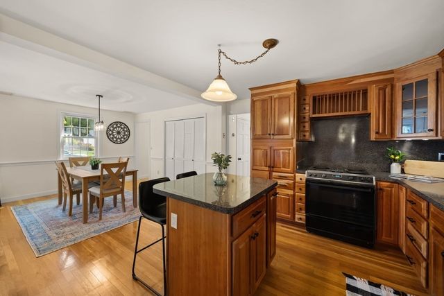 43 Irving Drive, Walpole, MA 02081