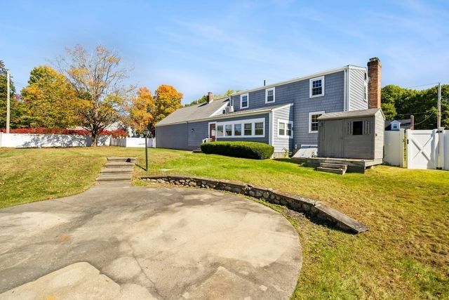 43 Irving Drive, Walpole, MA 02081