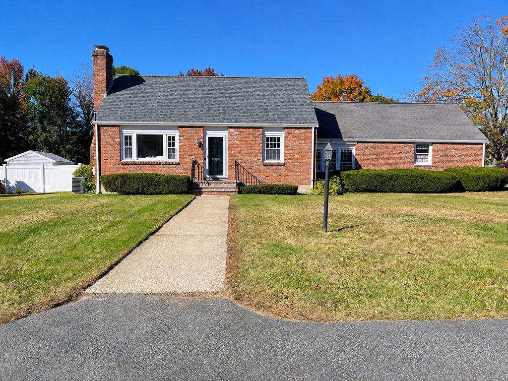 43 Irving Drive, Walpole, MA 02081