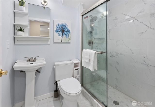 6592 127th Place SE, Bellevue, WA 98006