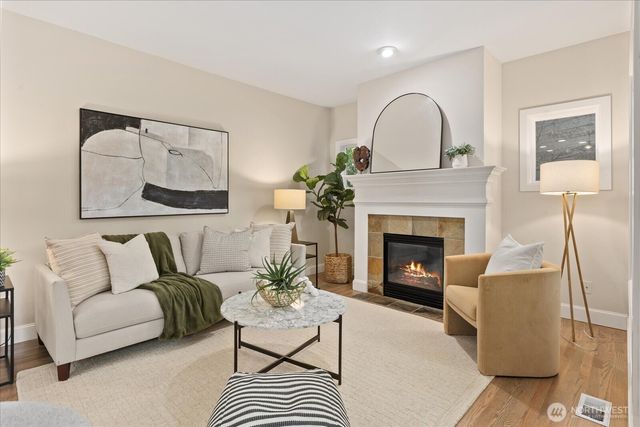 6592 127th Place SE, Bellevue, WA 98006