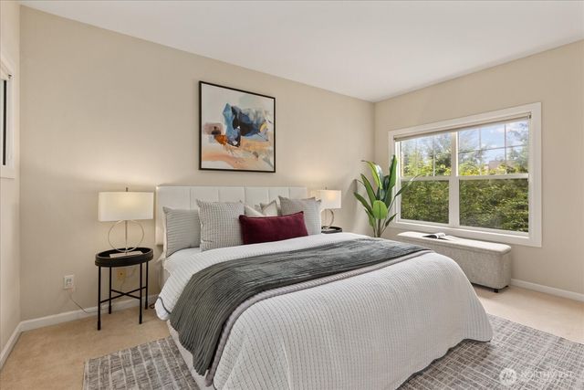 6592 127th Place SE, Bellevue, WA 98006