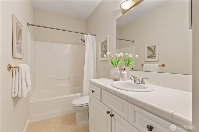 6592 127th Place SE, Bellevue, WA 98006