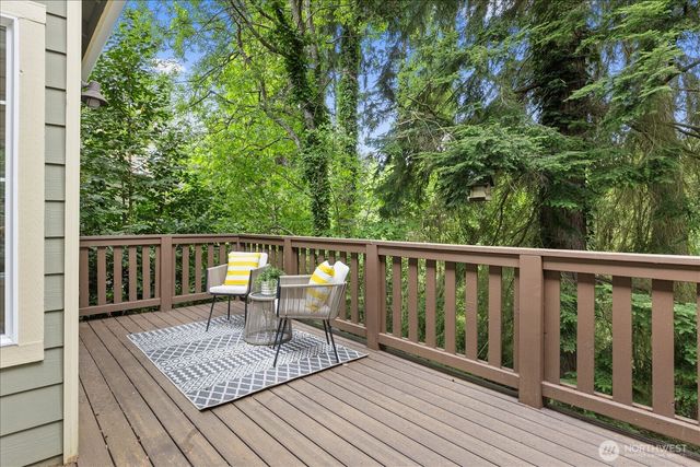 6592 127th Place SE, Bellevue, WA 98006