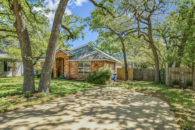 814 Monarch Ave, Cedar Park, TX 78613