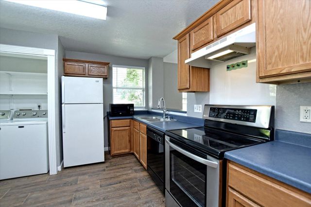 814 Monarch Ave, Cedar Park, TX 78613