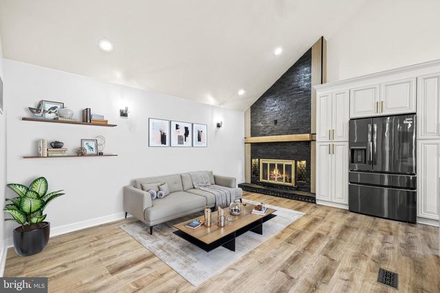 12206 CLEGHORN RD, Cockeysville, MD 21030