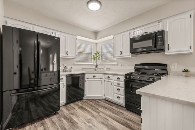 12306 E 81st Street N, Owasso, OK 74055