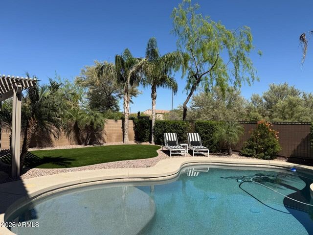 5193 S MOCCASIN Trail, Gilbert, AZ 85298