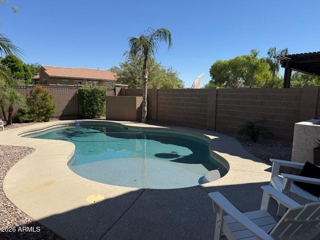 5193 S MOCCASIN Trail, Gilbert, AZ 85298