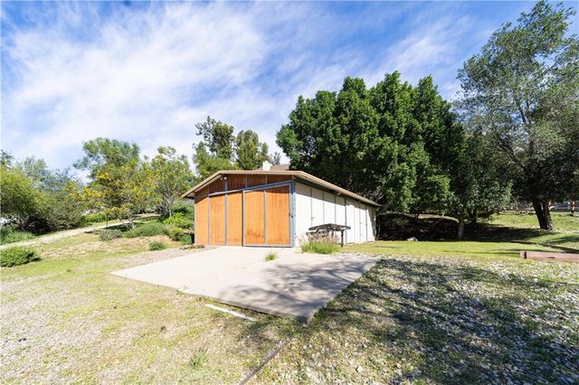 2248 Mil Sorpresas, Fallbrook, CA 92028