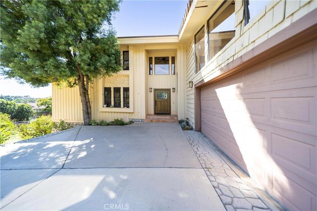 2248 Mil Sorpresas, Fallbrook, CA 92028