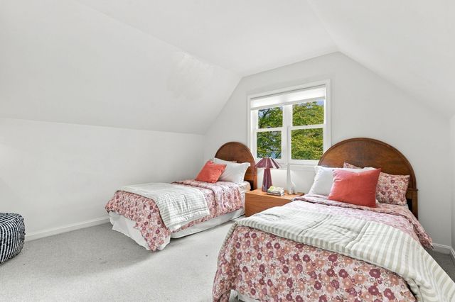 17 Frost St 17, Cambridge, MA 02140