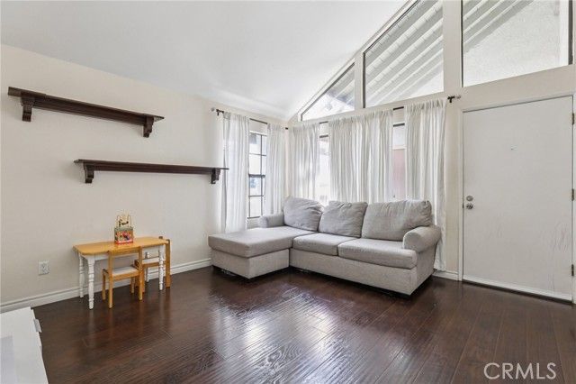 10601 Lakeside J, Garden Grove, CA 92840